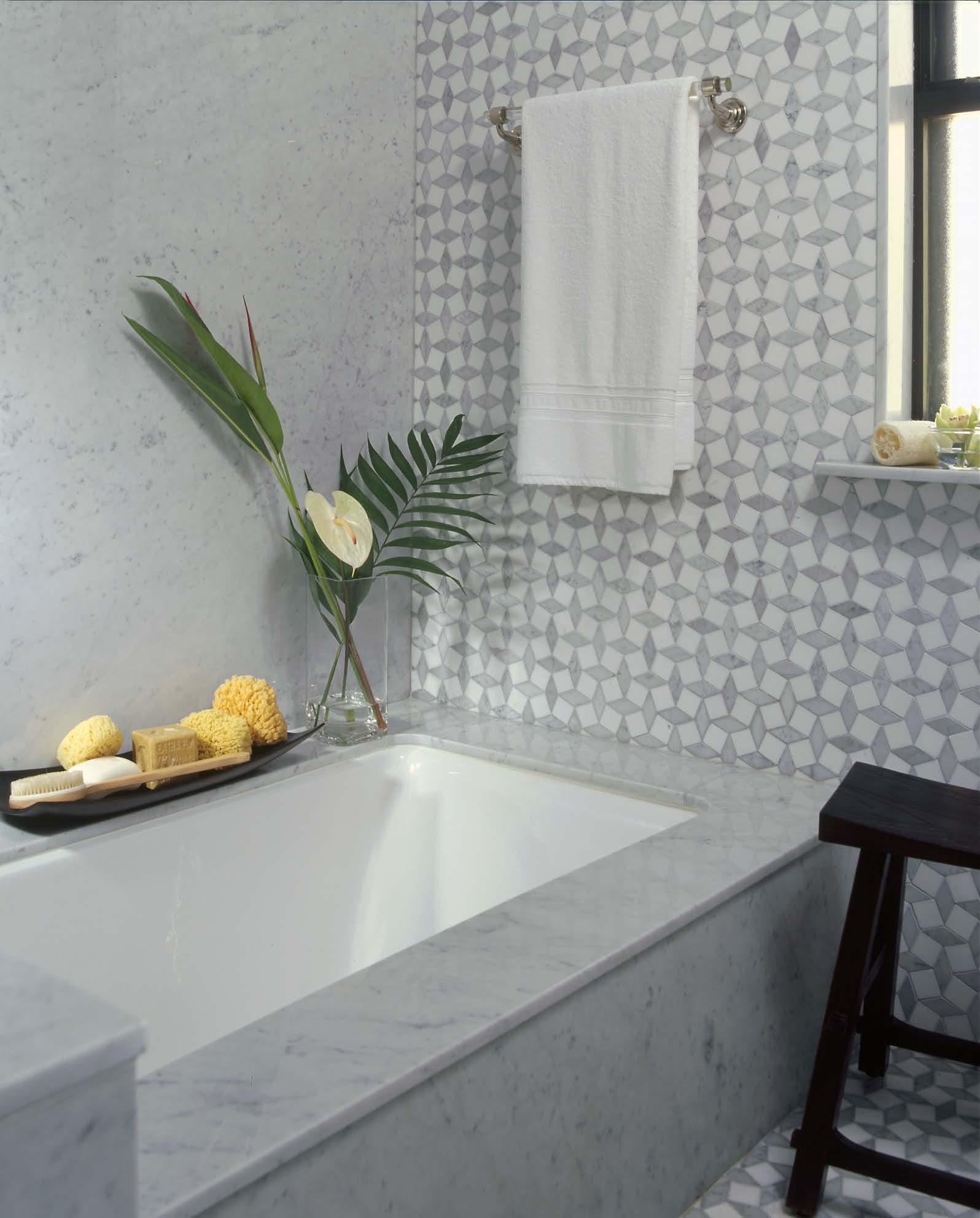 Spa Bath Mosaic Modern — Interior design by company kd