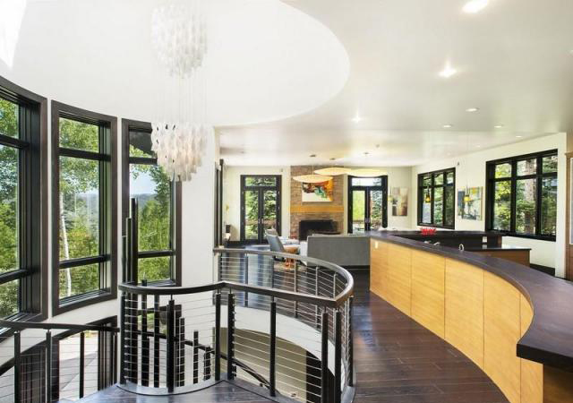 Mountain Modern Retreat — Interior design by company kd