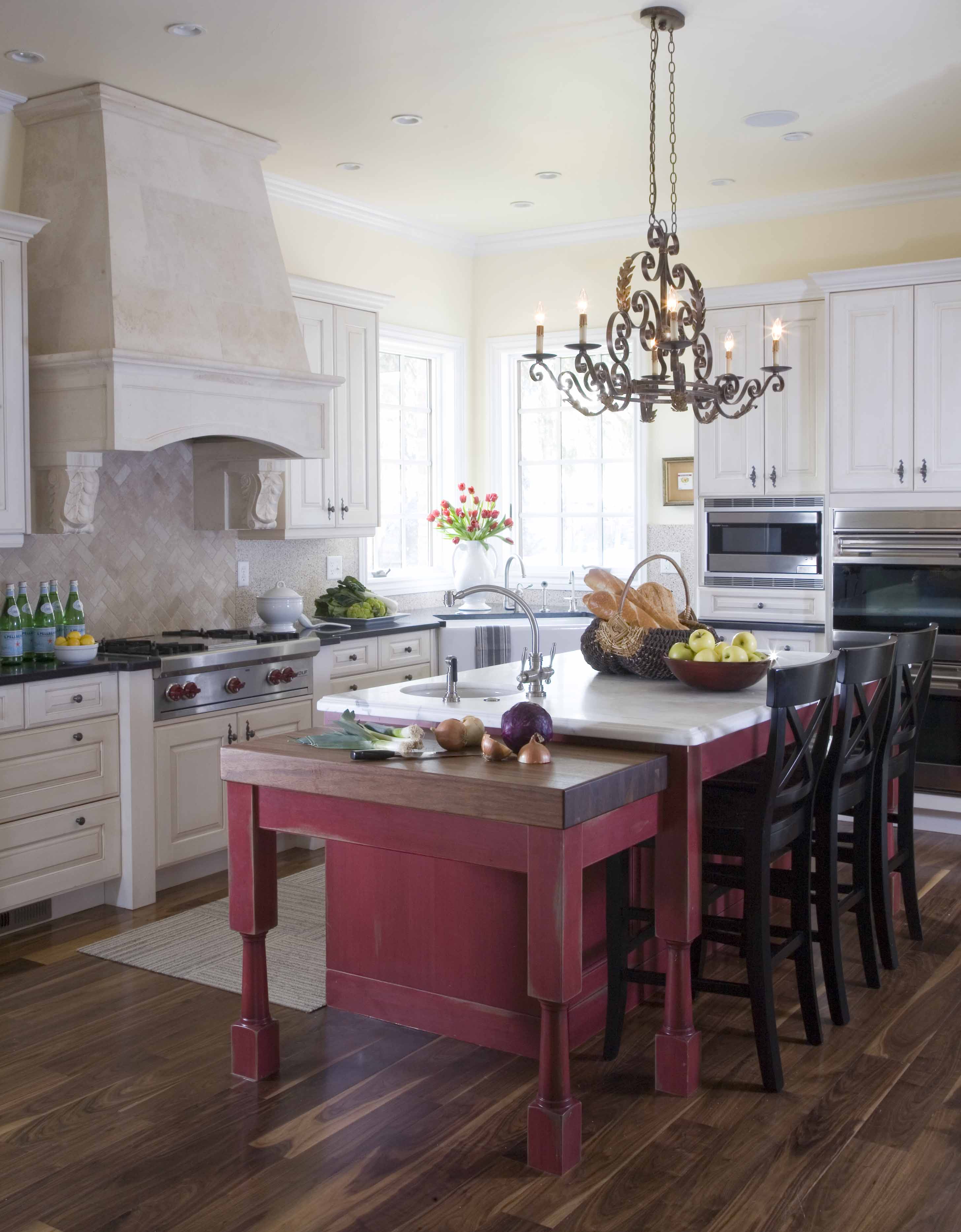 Classic English Traditional — Interior design by company kd
