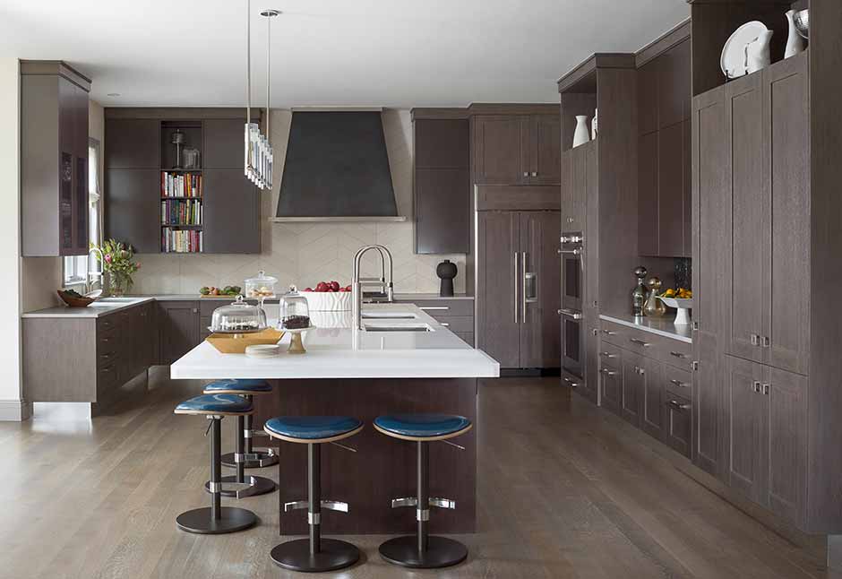 Crestwood Transitional — Interior design by company kd