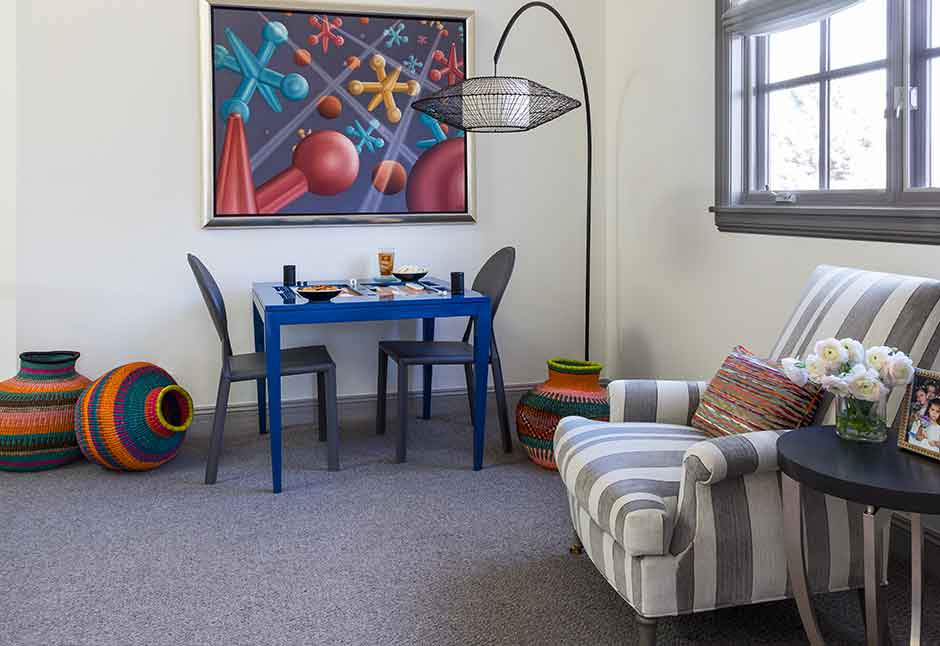 Crestwood Transitional — Interior design by company kd