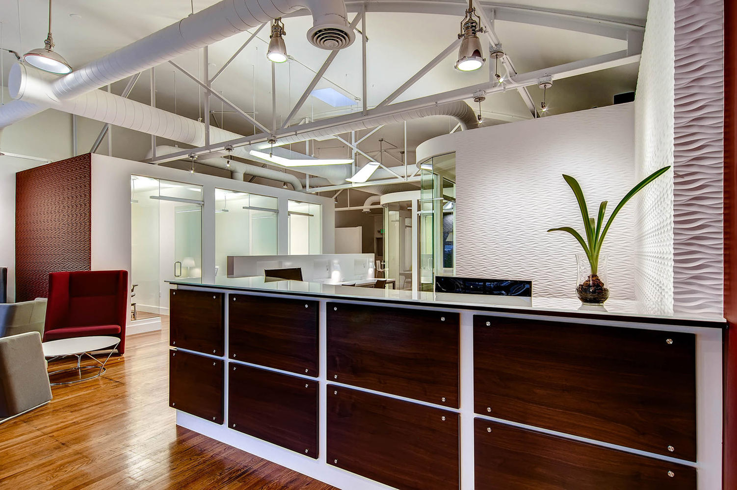 Porchlight Bonnie Brae — Interior design by company kd