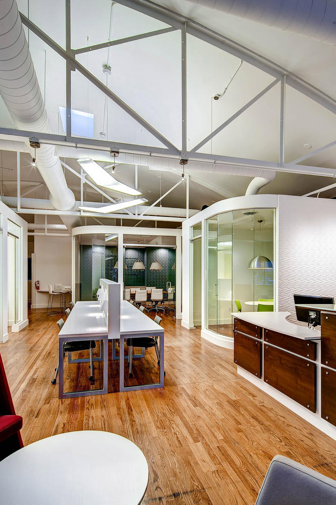 Porchlight Bonnie Brae — Interior design by company kd
