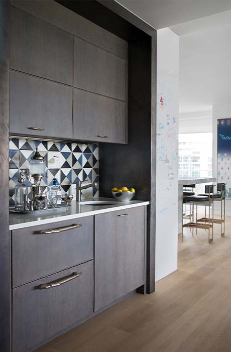 Urban Hi-Rise with a View — Interior design by company kd