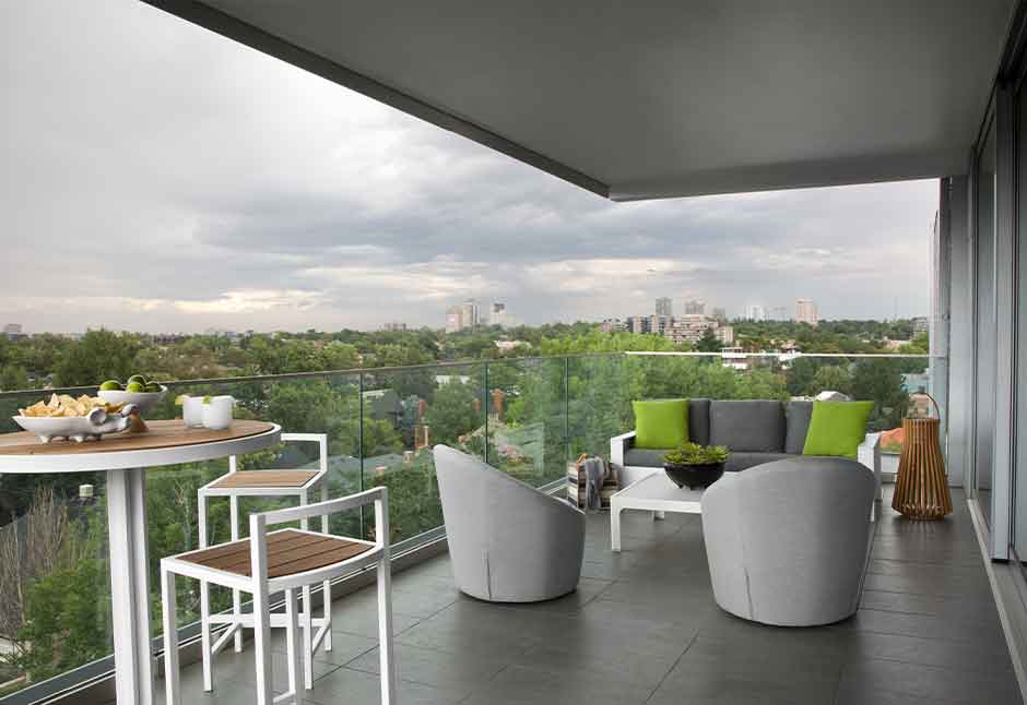Urban Hi-Rise with a View — Interior design by company kd