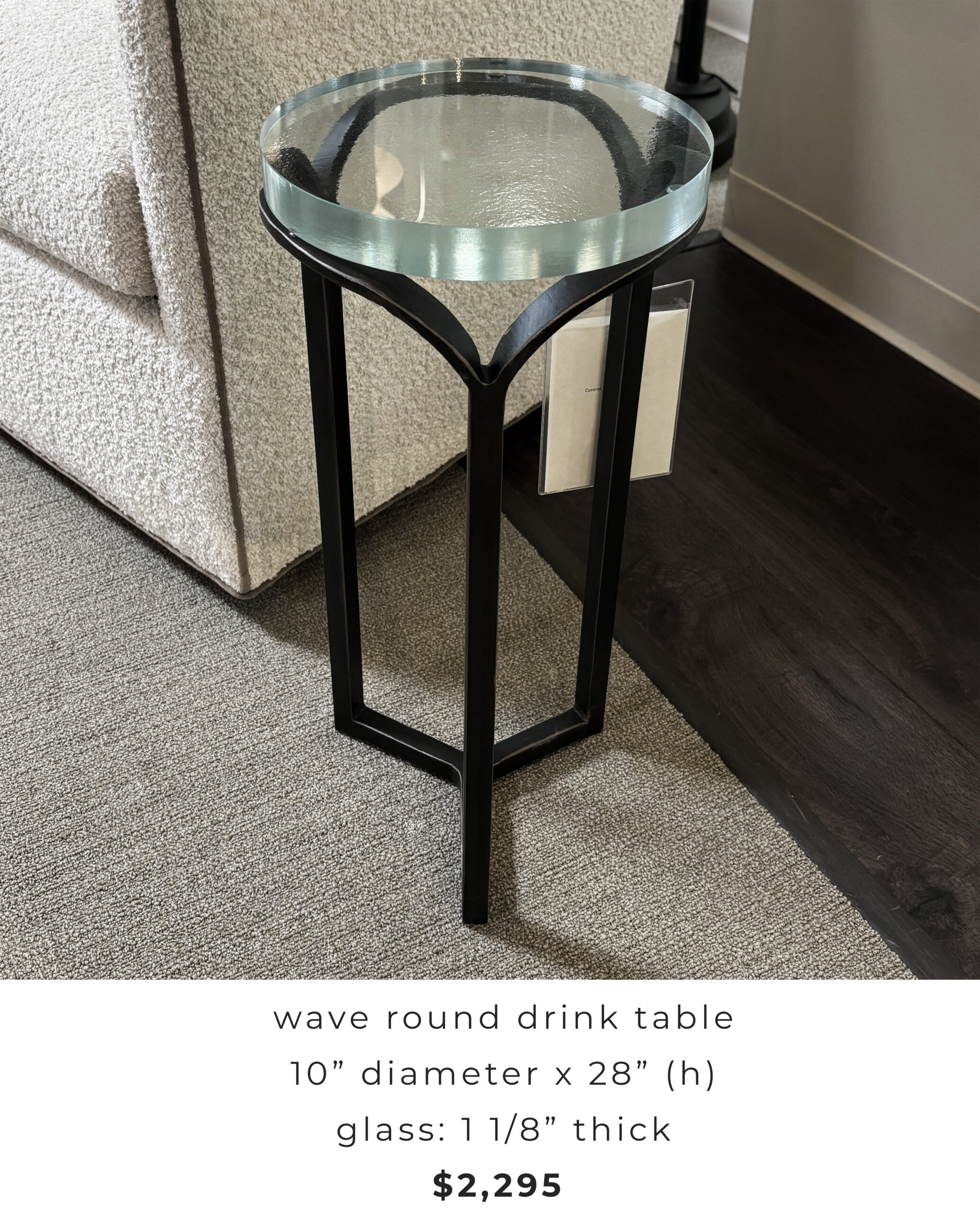 wave round drink table